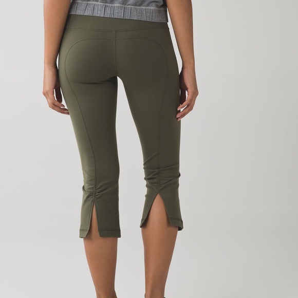 Lululemon Gather & Crow Crop II Fatigue Green